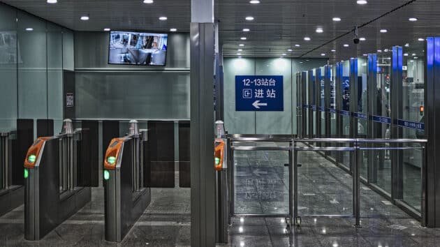 point de contrôle de sécurité du terminal de l'aéroport