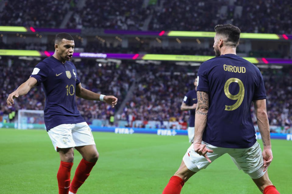 Kylian Mbappe et Olivier Giroud se sont combinés pour marquer neuf buts en cinq matchs jusqu'à présent lors de la Coupe du monde 2022.  (Photo de Foto Olimpik/NurPhoto via Getty Images)