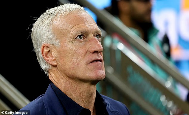 Didier Deschamps s’est entretenu avec le président français de la FA sur son avenir avec une décision attendue en janvier