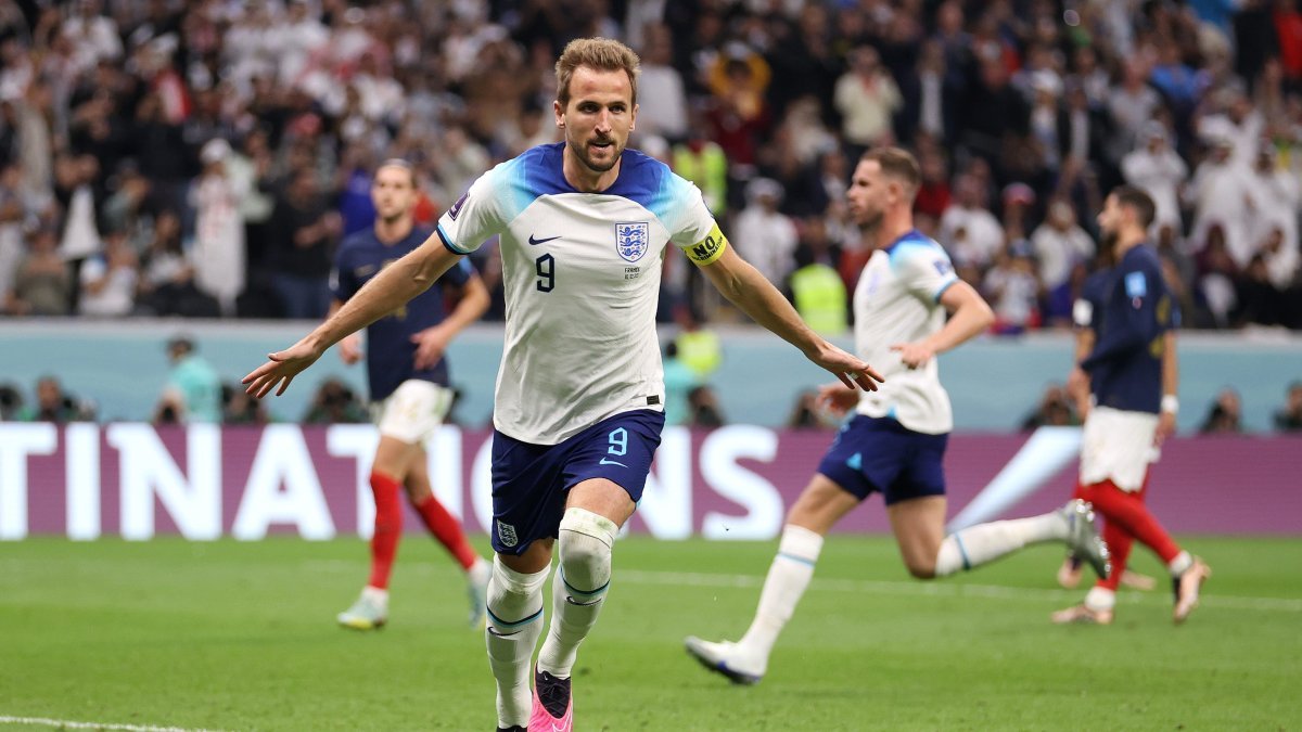 Harry Kane égalise pour l’Angleterre par penalty contre la France