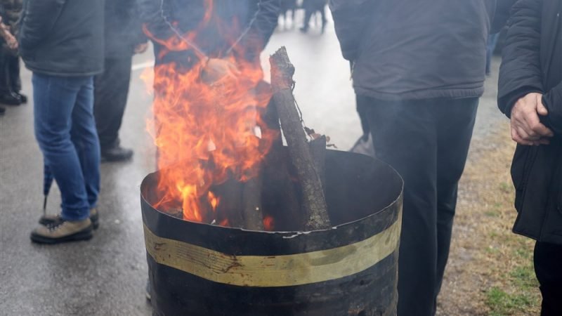 La France préoccupée par les attentats au Kosovo