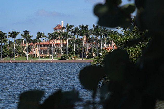 Le complexe Mar-a-Lago de Donald Trump est vu à Palm Beach, en Floride.