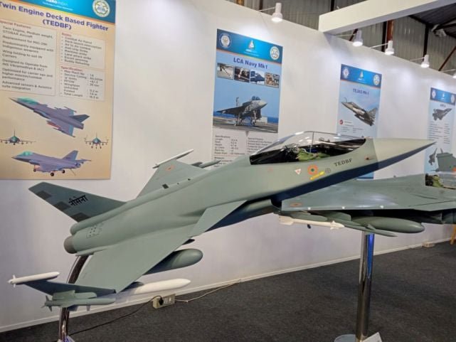 Aero India 2021 : le chasseur naval indien TEDBF présenté par HAL