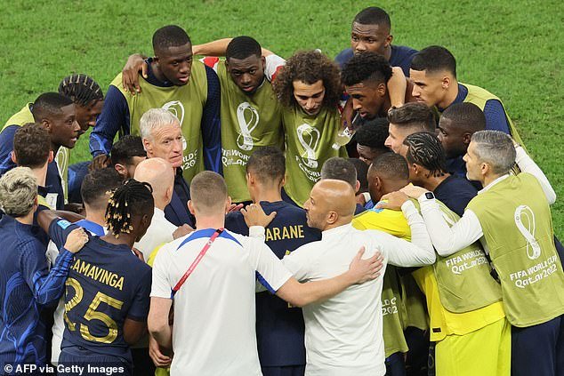 Deschamps a mené la France à la finale de la Coupe du monde le mois dernier, qu'ils ont perdue contre l'Argentine