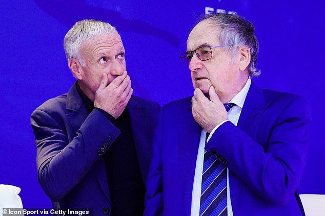 Deschamps a été critiqué pour avoir retardé une réponse aux commentaires extravagants de Le Graet