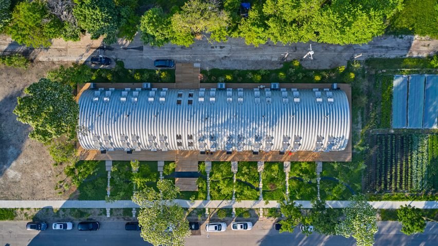 Immeuble résidentiel de forme oblongue à Detroit par Undecorated