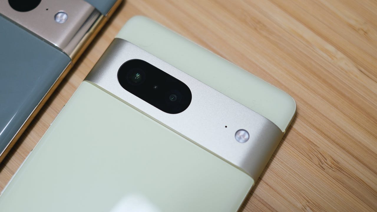 Comment activer UWB sur Android (et pourquoi vous devriez) 1 barre de caméra pixel-7