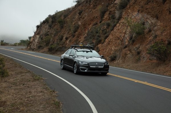 Helm.ai s'empare de 31 millions de dollars pour faire évoluer son logiciel de conduite autonome "non supervisée" 1 Helmai sempare de 31 millions de dollars pour faire evoluer