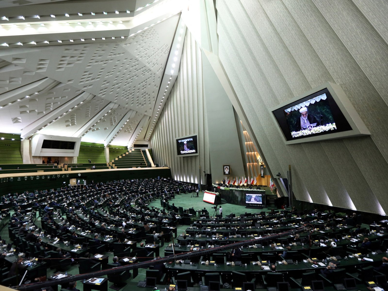 Iran. Le projet de loi controversé sur le contrôle d’Internet passe en commission