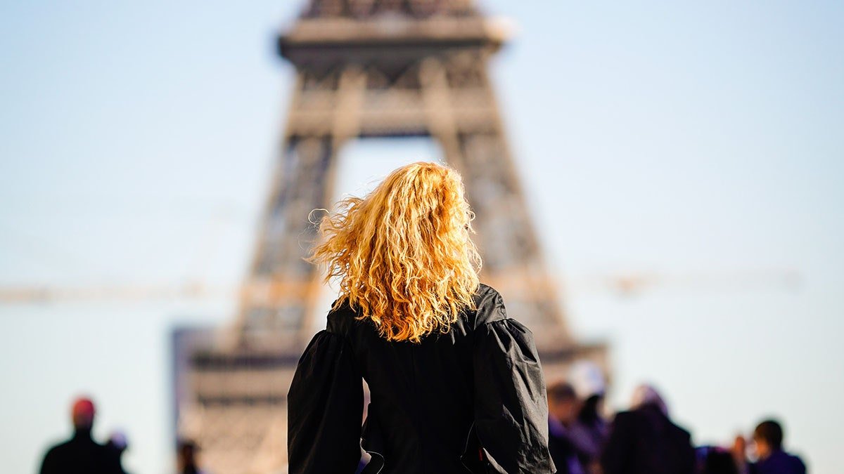 La France a édicté la loi sur le développement durable : qu’est-ce que cela signifie pour la mode ?