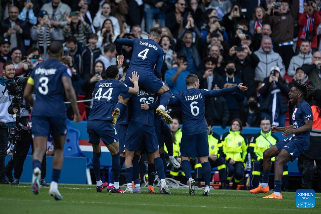 1676951098 253 Match de football de Ligue 1 francaise Paris Saint Germain