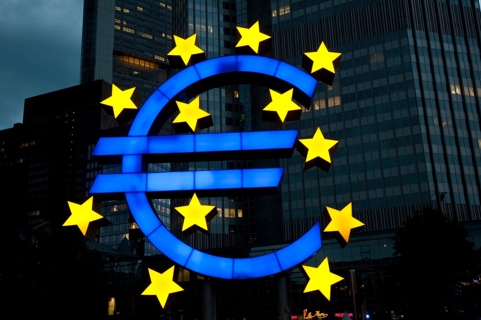 L’Europe envisage une monnaie numérique alors qu’elle s’efforce de contrer la domination technologique des États-Unis et de la Chine