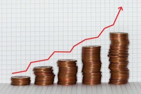 Le chef de la banque centrale française met en garde contre une inflation persistante