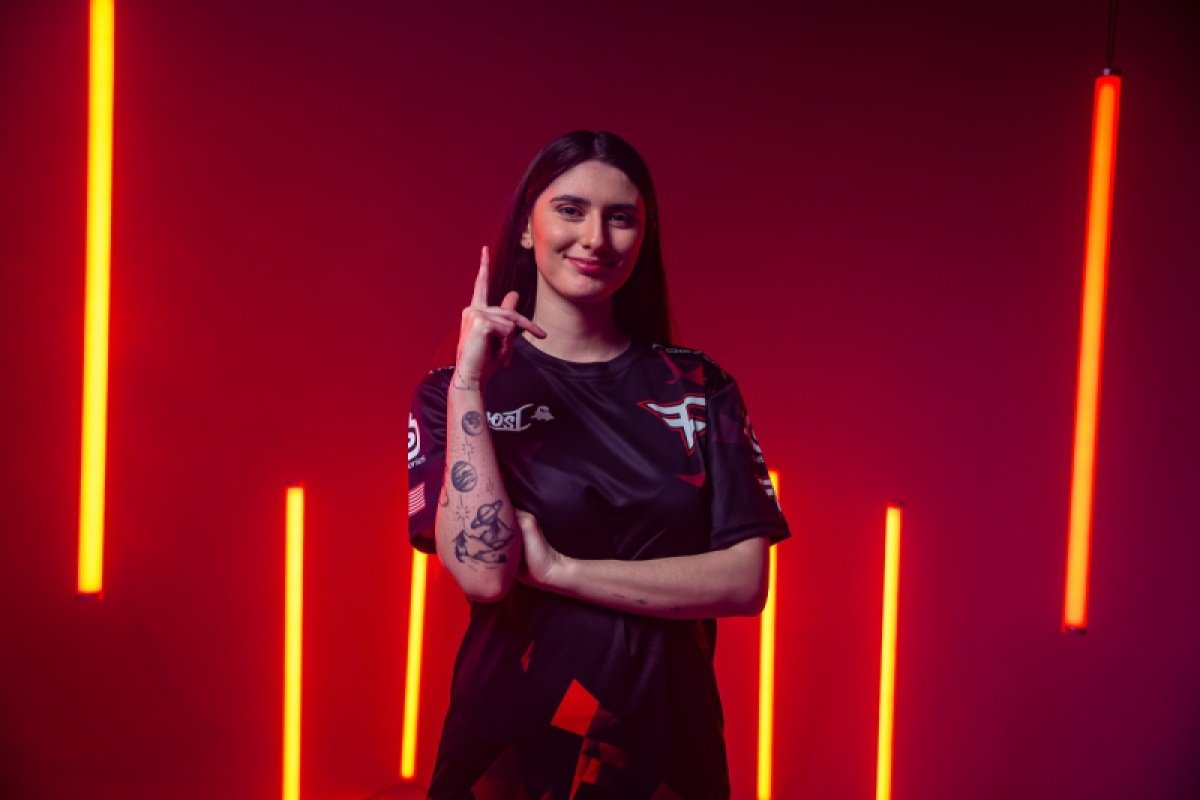 1678354846 625 FaZe Clan lance la 1ere equipe professionnelle desports entierement feminine