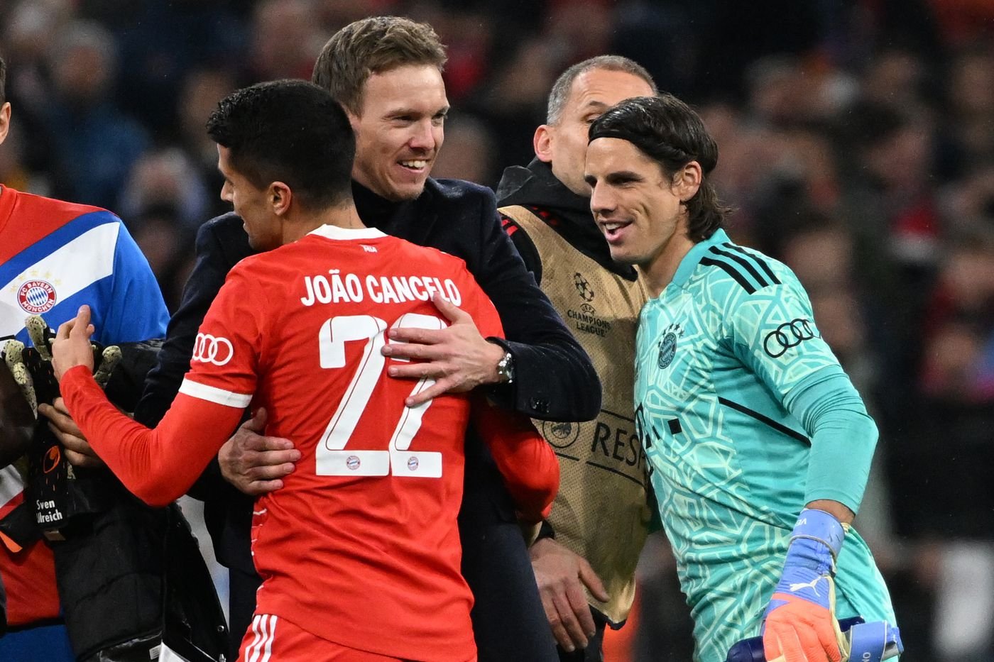 Daily Schmankerl : Julian Nagelsmann admet que Joao Cancelo est mécontent du Bayern Munich alors que le FC Barcelone s’attarde ;  Support du Bayern ou haine du PSG en France ?;  Robert Lewandowski parle de ce qui nous attend;  L’avenir de Marcel Sabitzer et Mason Mount est-il lié ? ;  & PLUS!