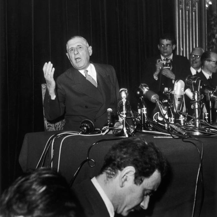 Is France on the road to a Sixth Republic?