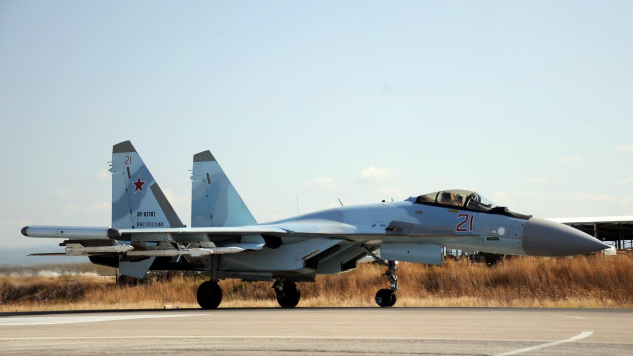 L’Iran dit qu’un accord a été conclu pour acheter des avions de combat russes