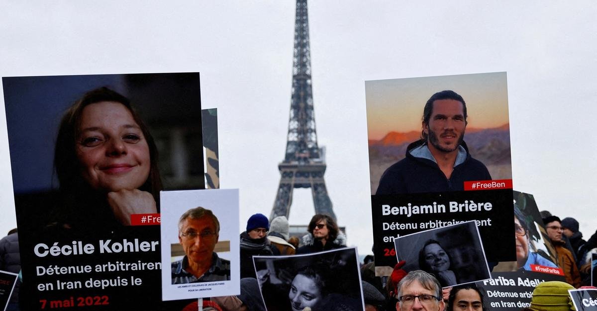 La France déclare que l’Iran a enfreint le traité international avec la détention d’étrangers