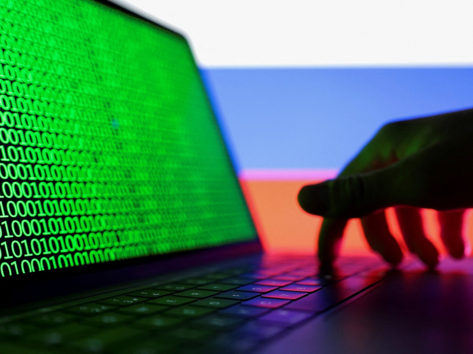 La guerre russo-ukrainienne atteint le côté obscur d’internet