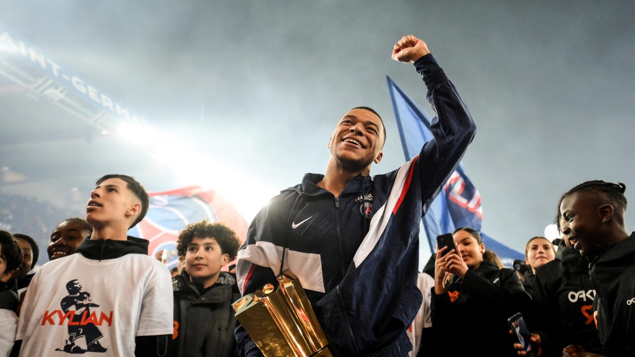 Mbappé, un record, déterminé à porter le PSG devant le Bayern