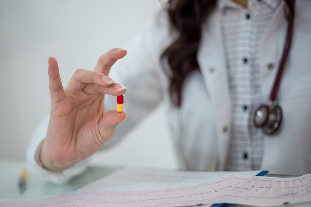 Une myriade de problèmes affligent les adolescents, qui signalent des taux alarmants de dépression.