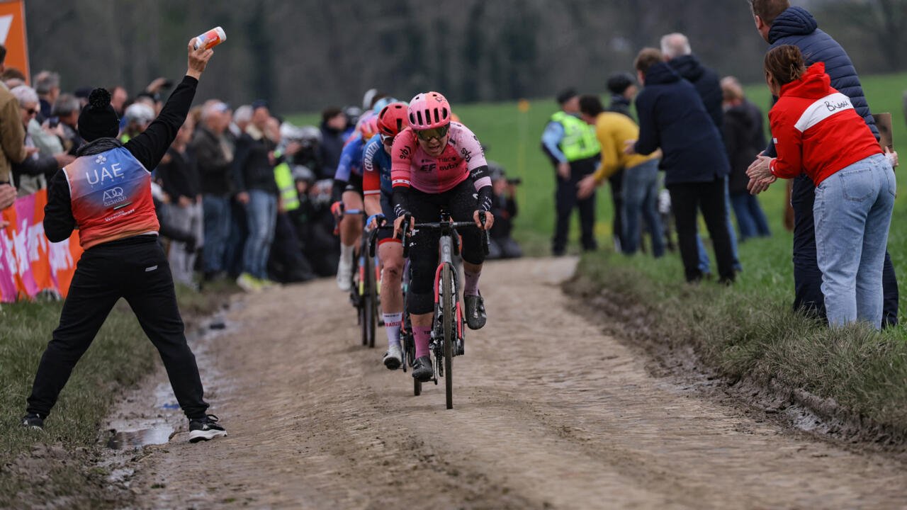 La Canadienne Jackson remporte la course cycliste féminine Paris-Roubaix