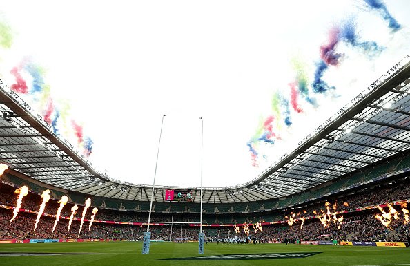 La France a mis en place le décideur féminin des Six Nations contre l'Angleterre à Twickenham 1 La France a battu le Pays de Galles 39 à 14 lors des Six Nations féminines hier pour organiser un affrontement gagnant-gagnant contre l'Angleterre à Twickenham samedi.