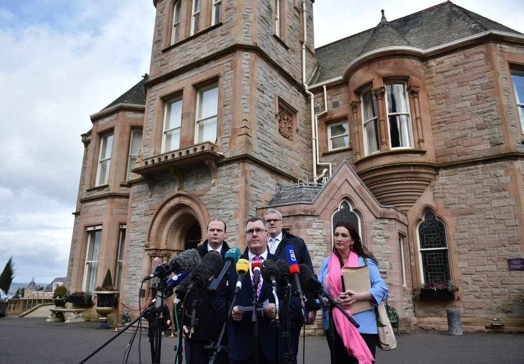 Le prix de la paix: Westminster réfléchit à 1 milliard de bond supplémentaire pour l'Irlande du Nord 1 Le prix de la paix Westminster reflechit a 1 milliard