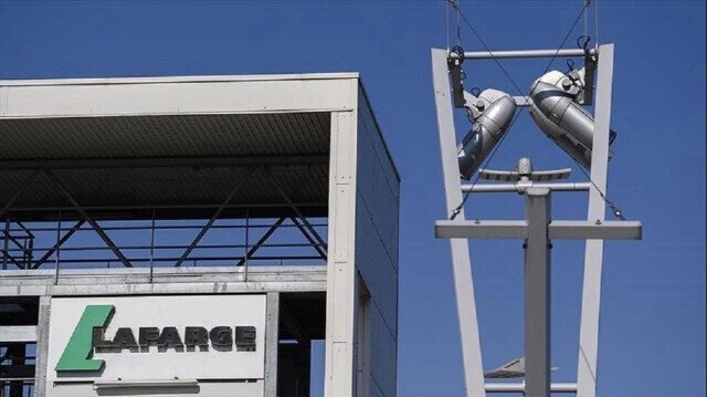 Les autorités françaises nous ont encouragés à maintenir nos opérations en Syrie : ex-PDG de Lafarge
