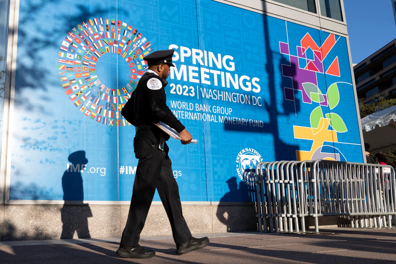 Les dirigeants financiers fracturés du monde cherchent l’unité