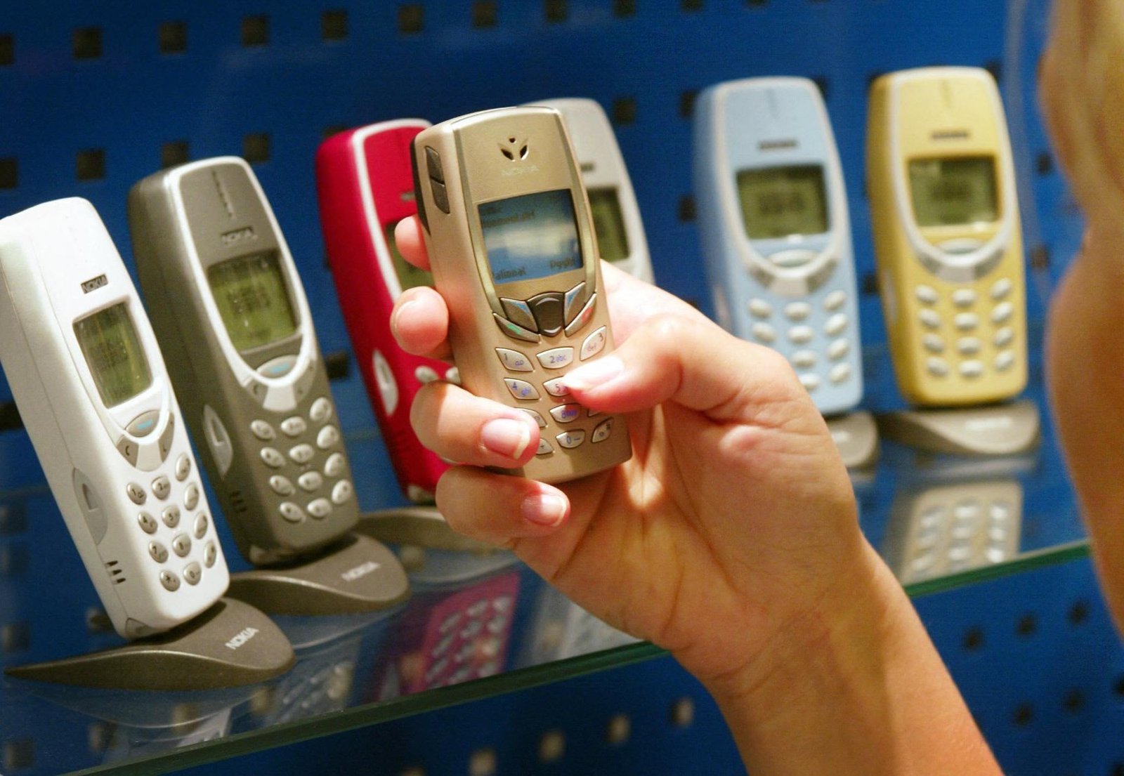 Les téléphones stupides sont en hausse aux États-Unis alors que la génération Z cherche à limiter le temps d’écran