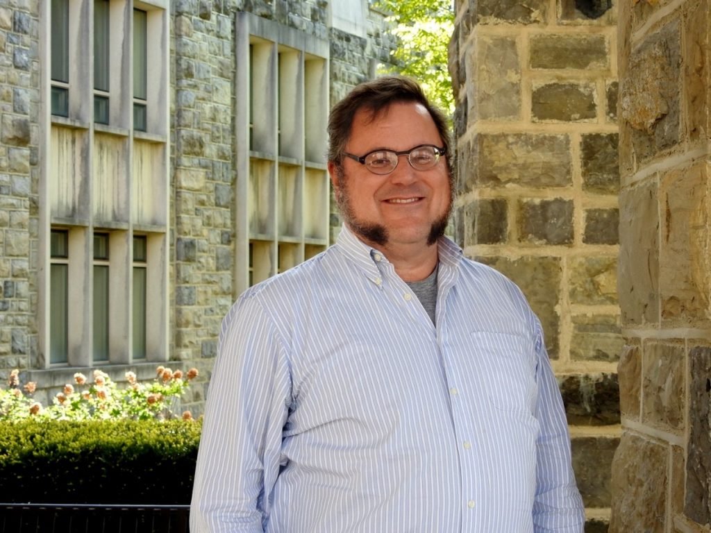 Dane Skow nommé vice-président associé pour l’informatique de recherche