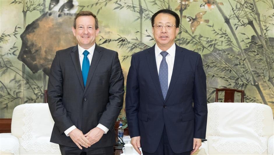 Le maire de Shanghai rencontre l'ambassadeur de France pour renforcer les relations sino-françaises