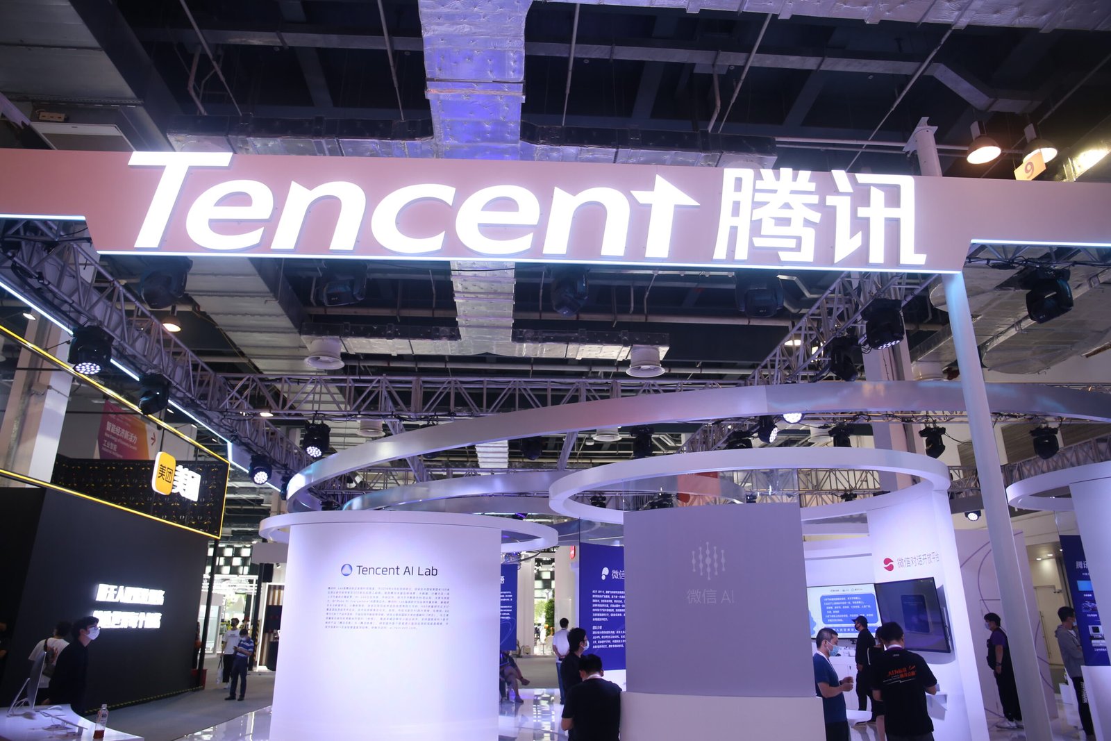 Les géants chinois de l’Internet parient gros sur l’IA alors que Pékin cherche à rivaliser avec les États-Unis sur le « changement de paradigme » technologique