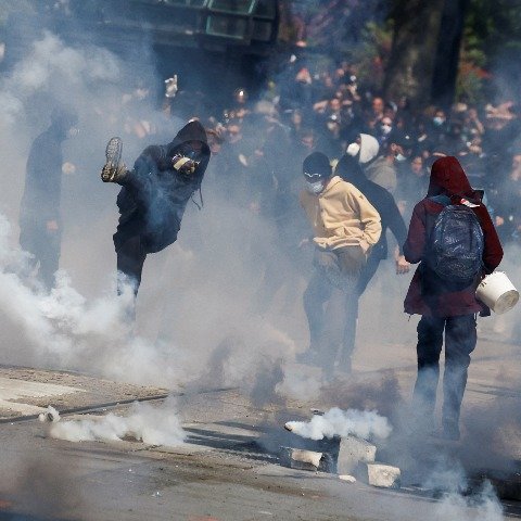 Les réserves de gaz de la France mises à mal par les grèves
