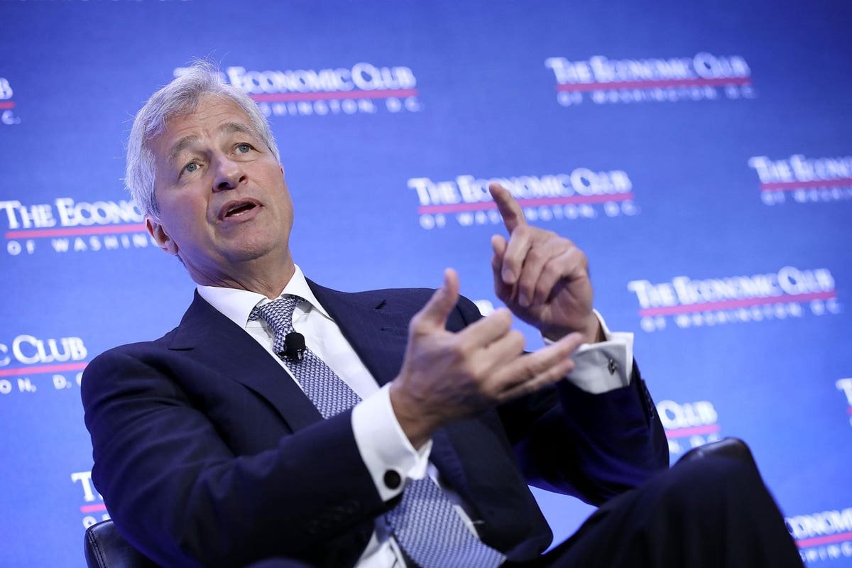 JPMorgan révèle un prix implicite du bitcoin basé sur l’or de 900 milliards de dollars parallèlement à un avertissement de prédiction de mise à niveau d’Ethereum