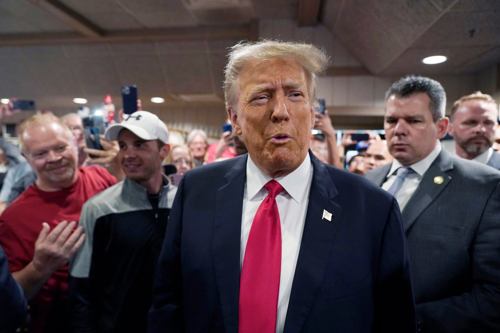 La querelle Trump-DeSantis devient vite moche