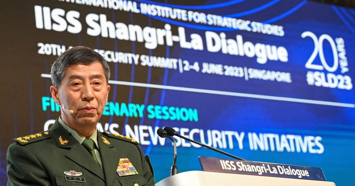 Le nouveau chef de la défense de la Chine échappe aux États-Unis, mais rencontre les Européens