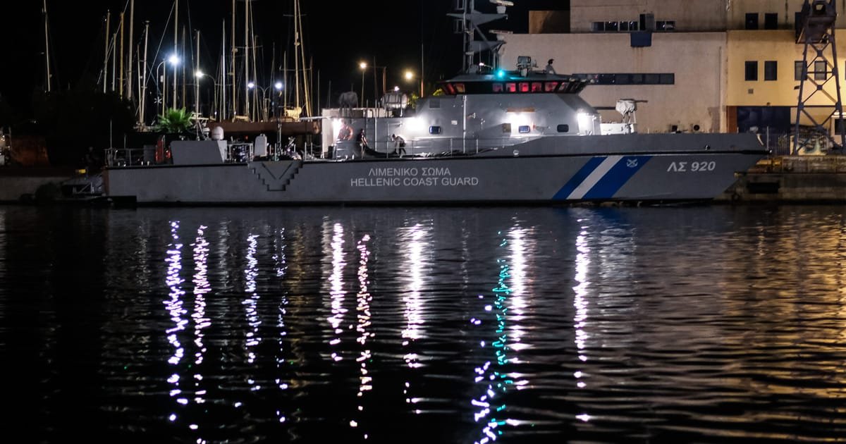 Les garde-côtes grecs défendent leurs actions après que des centaines de migrants craignent la mort