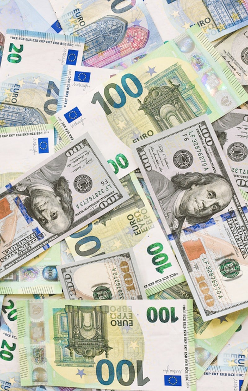 Billets de 100 et 100 $