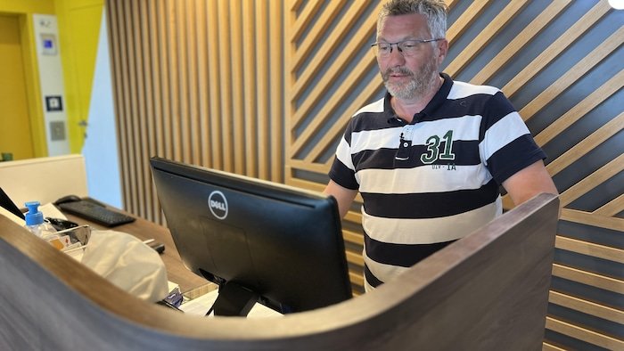 Christophe Gamblin, directeur de l'hôtel Holiday Inn de Calais.