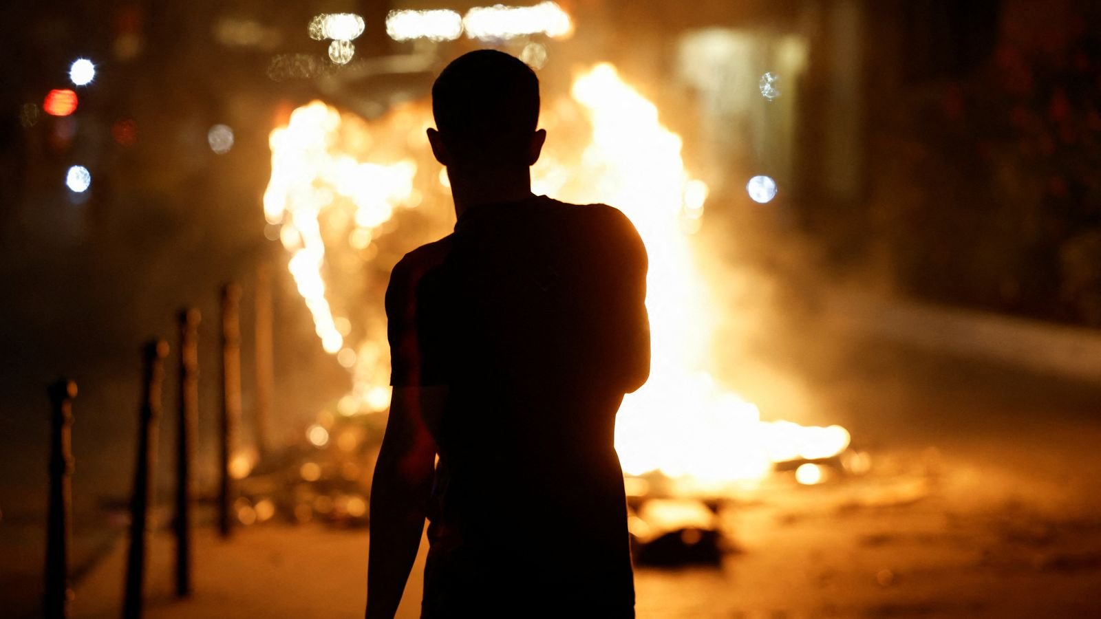 Émeutes en France : une autre nuit de pillages et d’anarchie – et personne ne sait ce qui va se passer ensuite