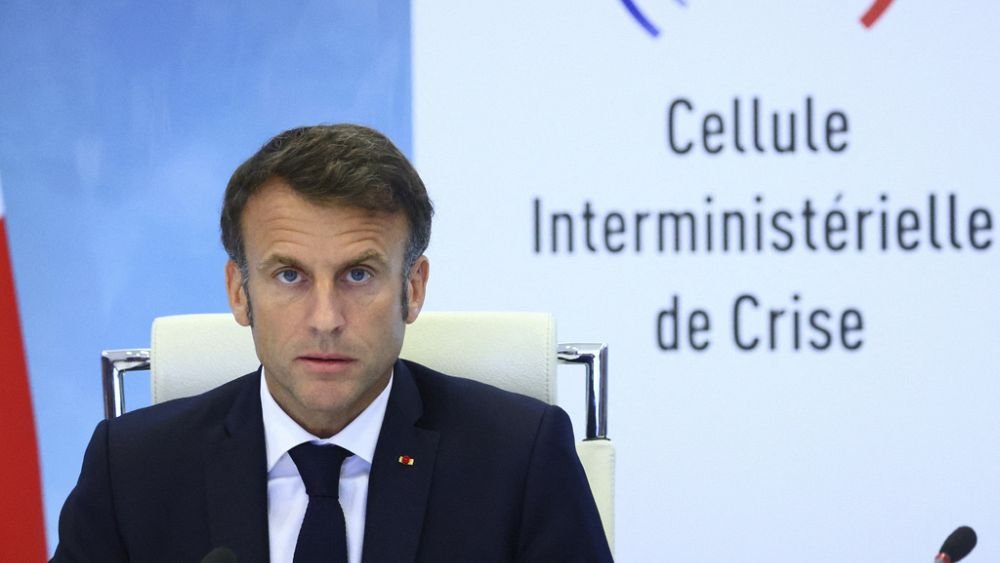 Frances Macron fragilisée par la crise d’un adolescent tué par la police
