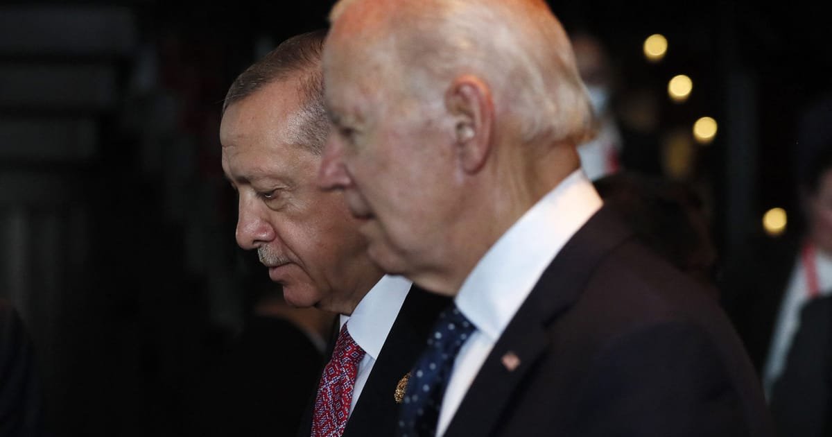 La Suède n’est toujours pas prête pour l’OTAN, dit Erdoan à Biden