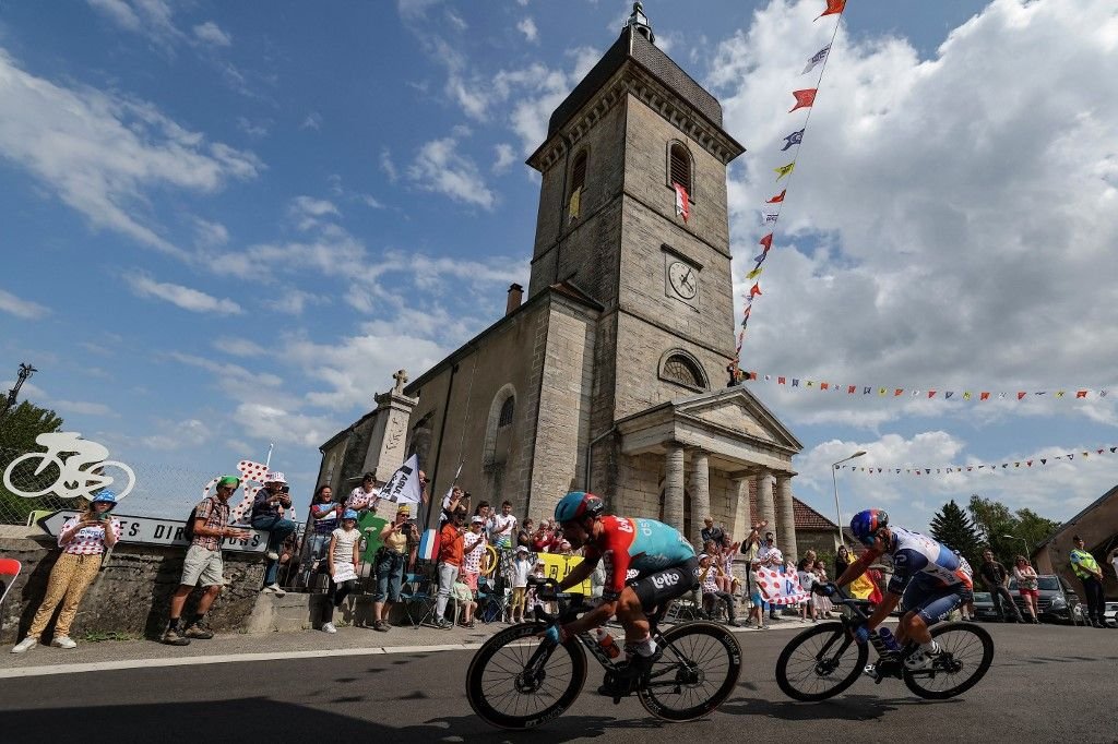 Le Tour de France entre dans la dernière étape à Paris avec une équipe israélienne parmi les coureurs – I24NEWS