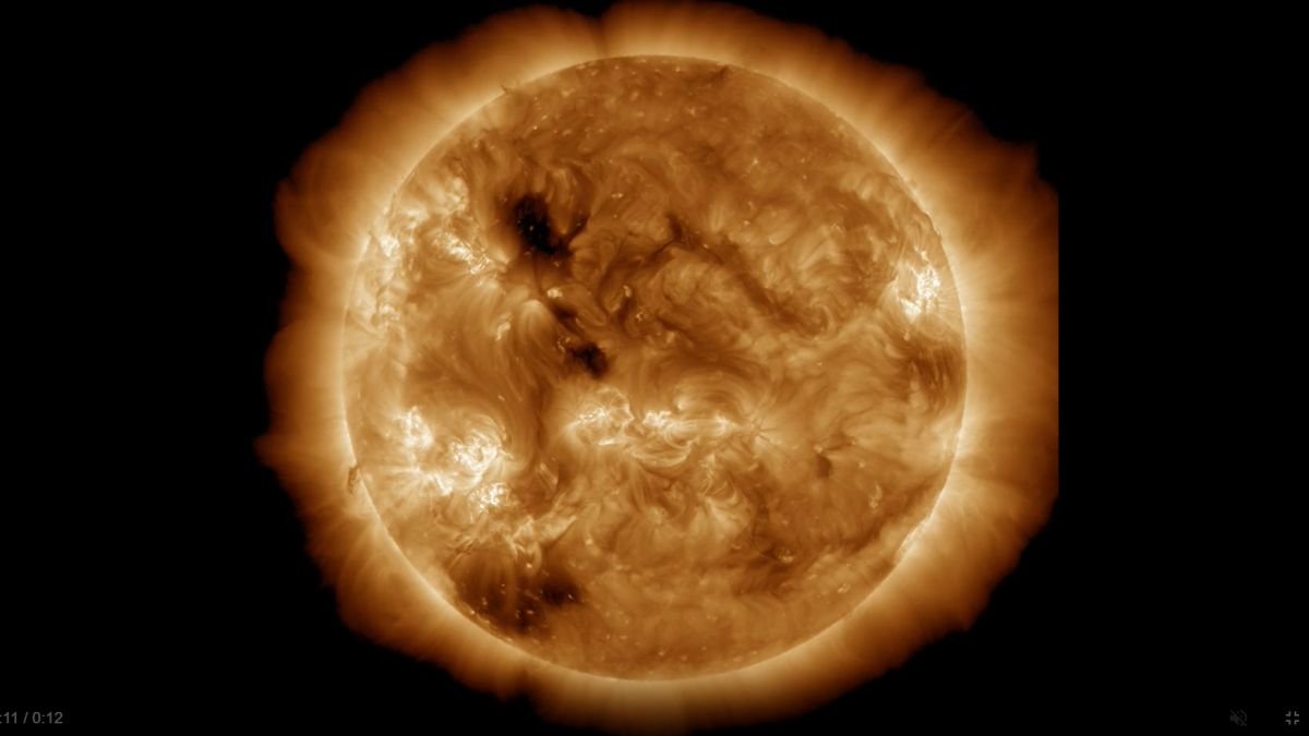 Le soleil éclate avec un nombre record de taches solaires, suscitant des inquiétudes concernant les tempêtes solaires