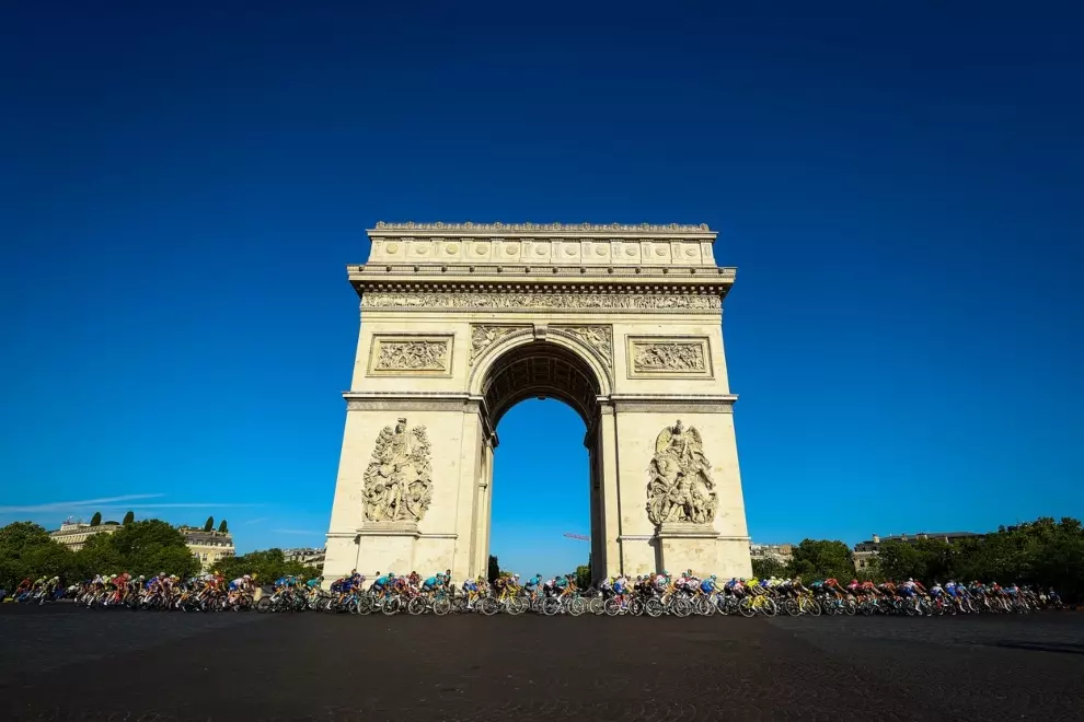 Champs-Elysées