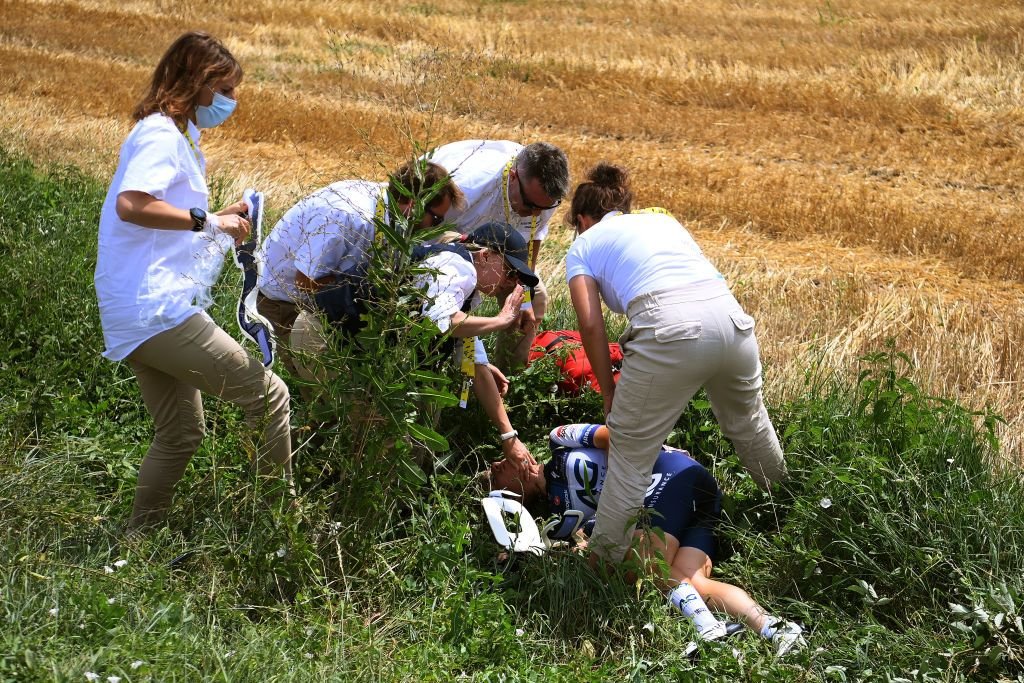 Mireia Benito abandonne le Tour de France Femmes avec une commotion cérébrale