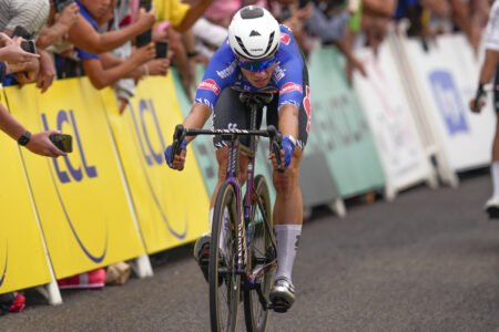 Philipsen remporte la 2e etape consecutive du Tour de France
