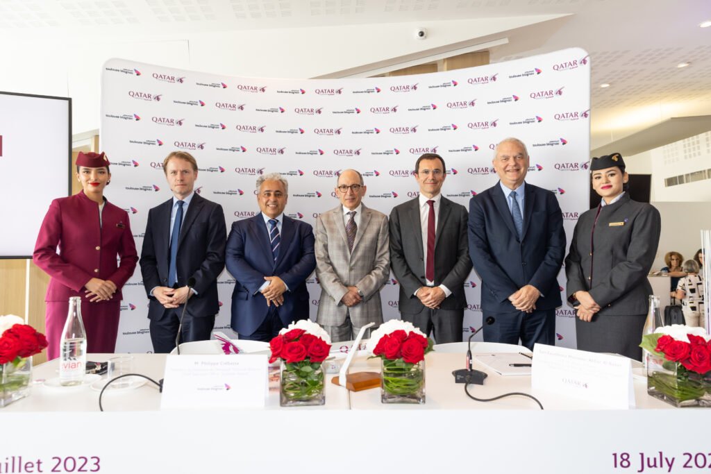 Qatar Airways atterrit son vol inaugural vers Toulouse, France